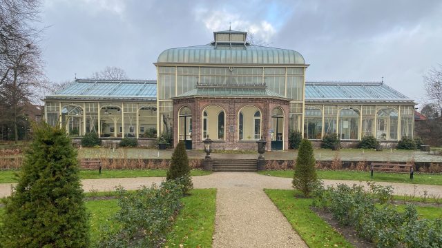 Wintertuin in Baarn gesloten wegens verzakkende fundering