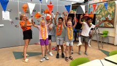 Voetbalfans in Utrecht bereiden zich voor op nachtelijke clash Nederland-Marokko