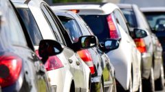 Verkeersdrukte door A27-werkzaamheden en arrestatie na vechtpartij in Eemnes