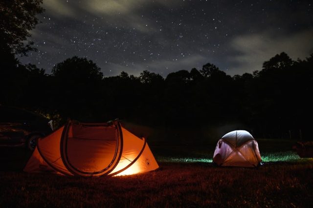 Decathlon Tent - 6 persoons