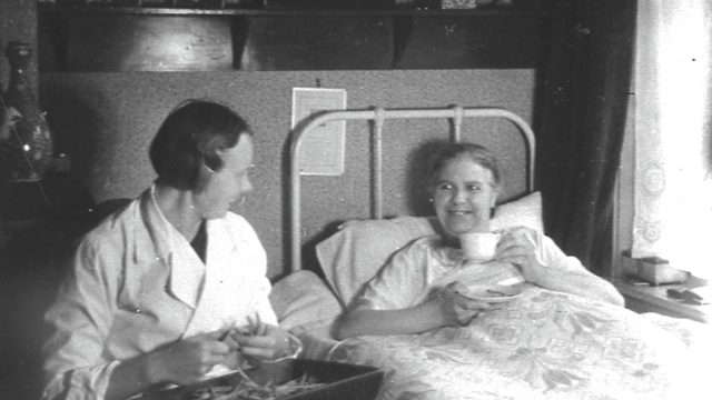 Tentoonstelling in Utrecht belicht geschiedenis van wijkverpleegkundigen