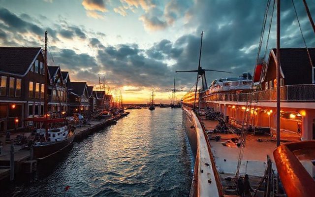 Ontdek de voordelen van een bezoek aan Volendam - Ajax