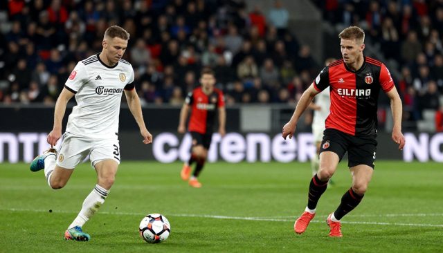 RKC Wissels Twee Spelers voor Feyenoord Wedstrijd