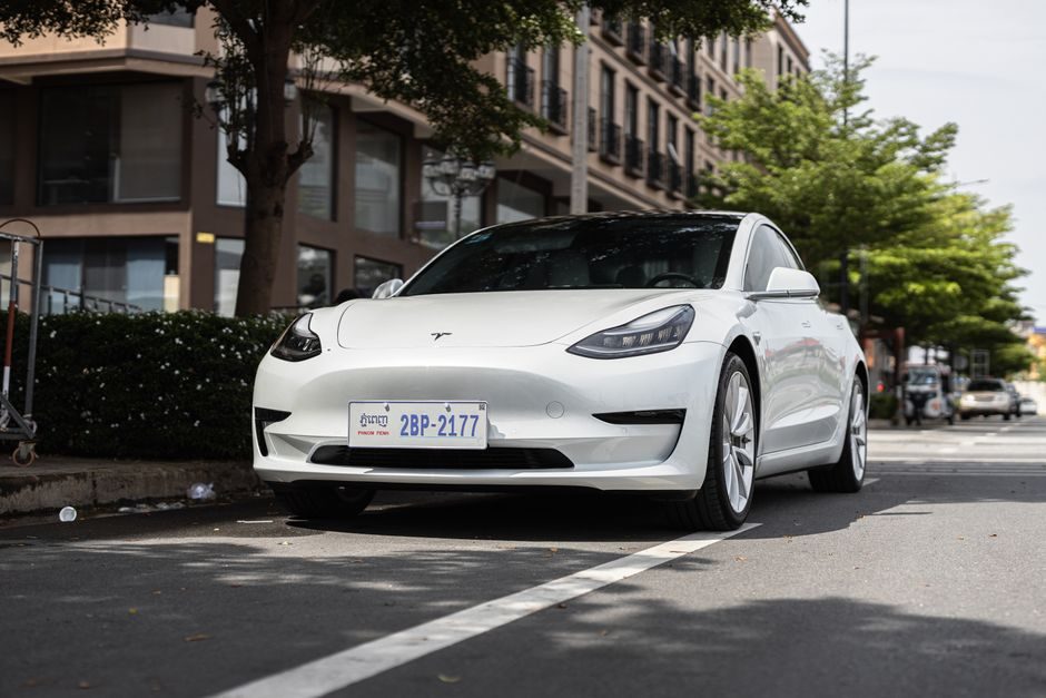 Tesla Model 3 Standard Range Plus - 2021 - 28.000 km