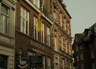 Eetcafé De Poort Utrecht: Een Authentiek Café In Utrecht Eetcafé De Poort Utrecht: Een Authentiek Café In Utrecht