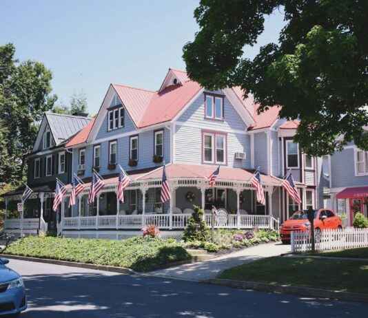 Holiday Inn Express Amsterdam Arena Towers Amsterdam: Het Beste Hotel Voor Zakenreizigers Holiday Inn Express Amsterdam Arena Towers Amsterdam: Het Beste Hotel Voor Zakenreizigers