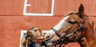 Kiss And Ride Station Amsterdam Zuid: Makkelijk Bereikbaar Bij Amsterdam Zuid Station Kiss And Ride Station Amsterdam Zuid: Makkelijk Bereikbaar Bij Amsterdam Zuid Station