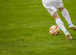 Duits Voetbalelftal – Nederlands Elftal Statistieken: Wie Beheerst Het Spel? Duits Voetbalelftal - Nederlands Elftal Statistieken: Wie Beheerst Het Spel?