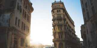 Vintage & Tweedehands Winkels in Utrecht: Duurzaam en Stijlvol Vintage & Tweedehands Winkels in Utrecht: Duurzaam en Stijlvol