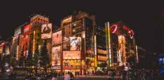 Wandelen door de Middeleeuwse Binnenstad van Utrecht Wandelen door de Middeleeuwse Binnenstad van Utrecht