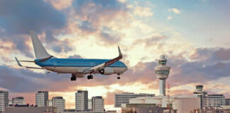 Vluchtvertraging op Amsterdam Schiphol: blijf relaxed met deze tips en uw recht op compensatie Vluchtvertraging op Amsterdam Schiphol