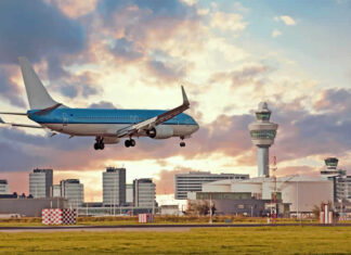 Vluchtvertraging op Amsterdam Schiphol: blijf relaxed met deze tips en uw recht op compensatie Vluchtvertraging op Amsterdam Schiphol