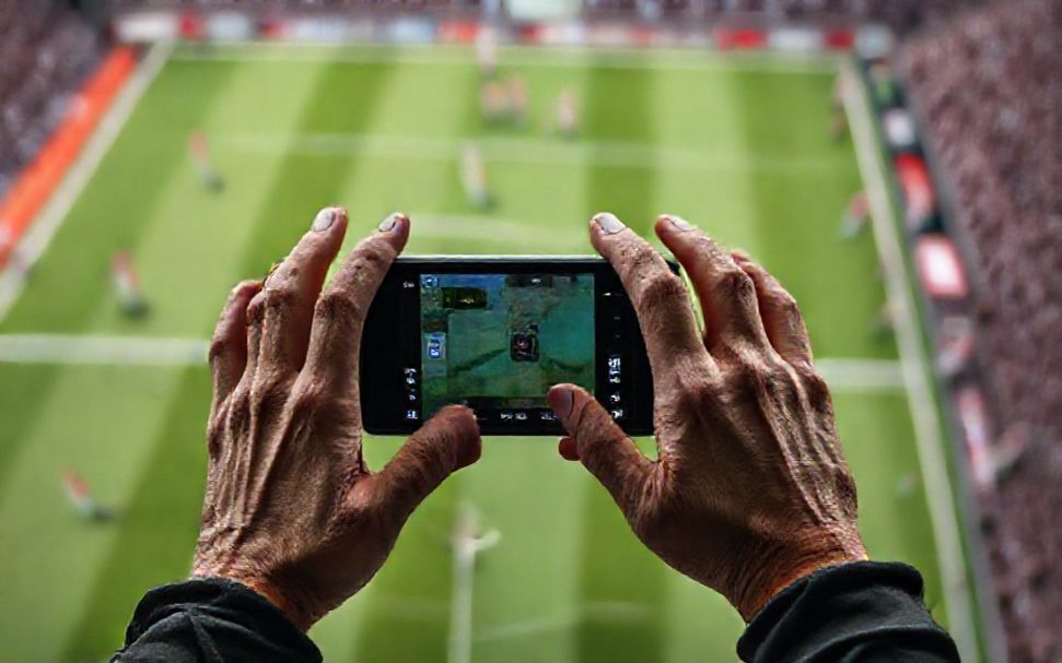 Hoe je het Ajax speelschema downloadt voor offline gebruik*