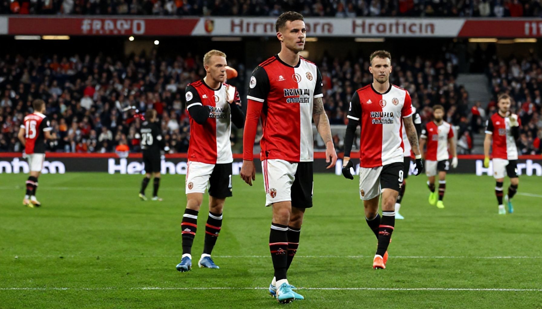 De beste 11 voor Feyenoord: zo zet je je team op voor een thuisvoordeel*