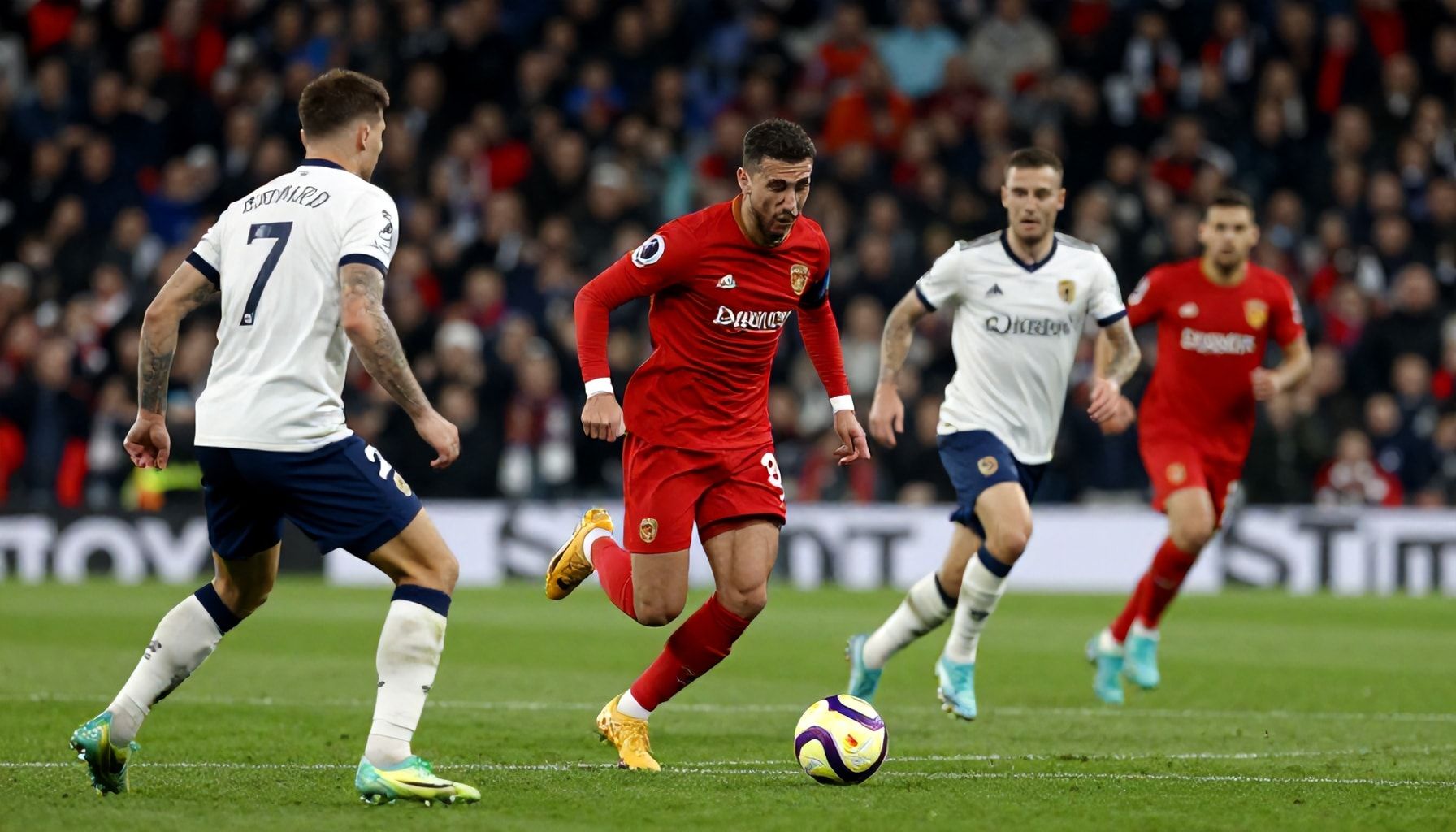 De beste aanvalsvormatie voor een overtuigende derbyoverwinning*