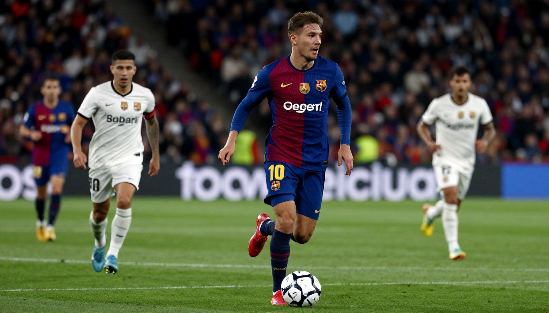 De Tactische Sleutels van Como 1907: Waarom Ze FC Barcelona Moeten Waarschuwen*