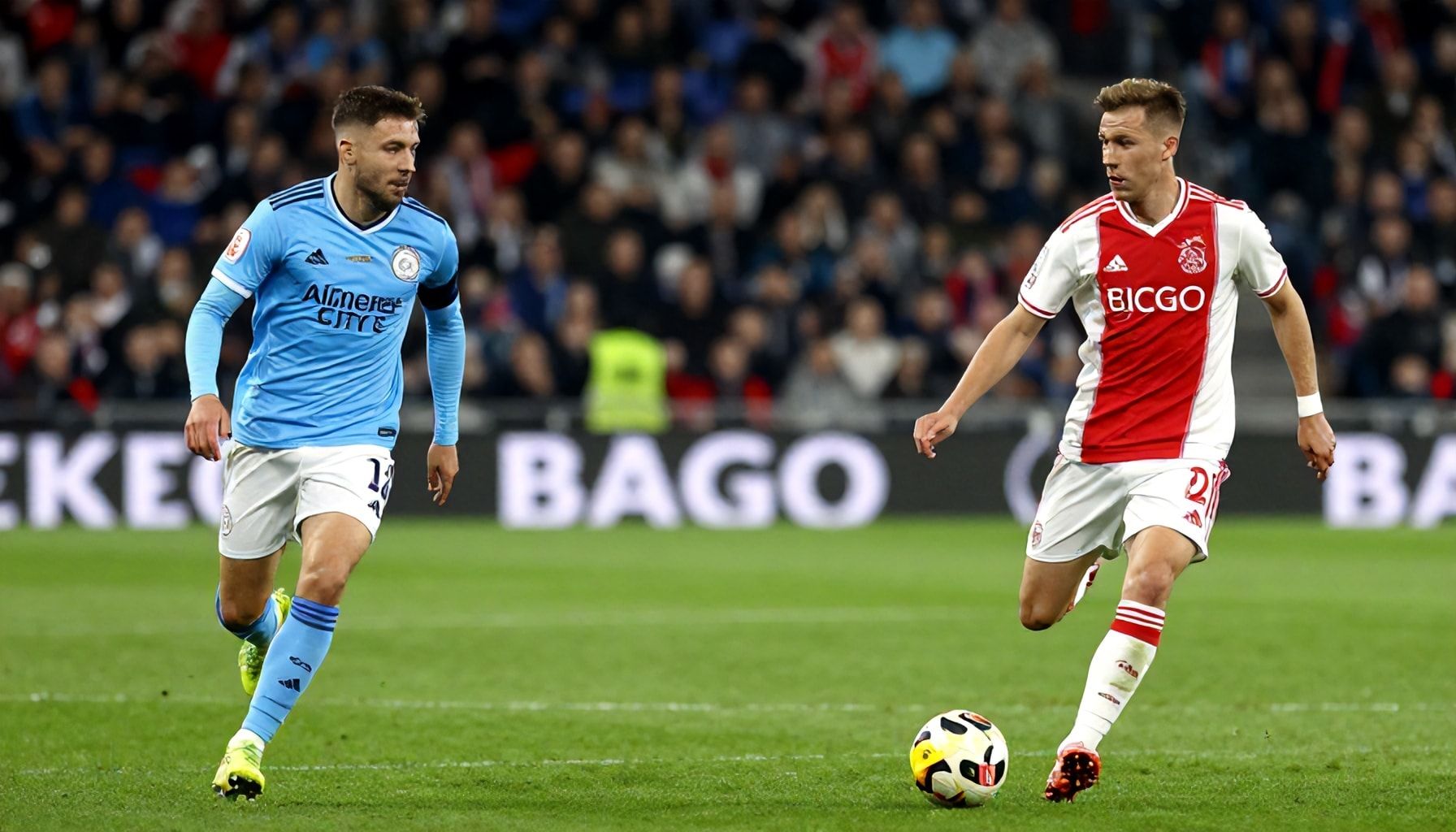 De ultieme gids: Hoe je Almere City FC en Ajax optimaal opstelt voor een spannende wedstrijd*