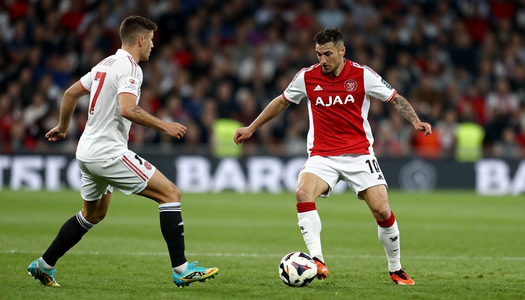 De waarheid over Ajax' defensieve zwakke plekken*