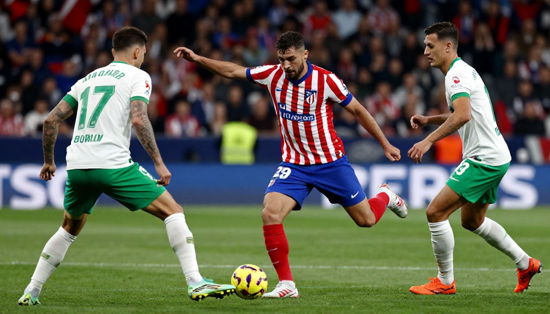 De waarheid over Atlético’s defensieve strategie: Hoe ze Elche kunnen stoppen*