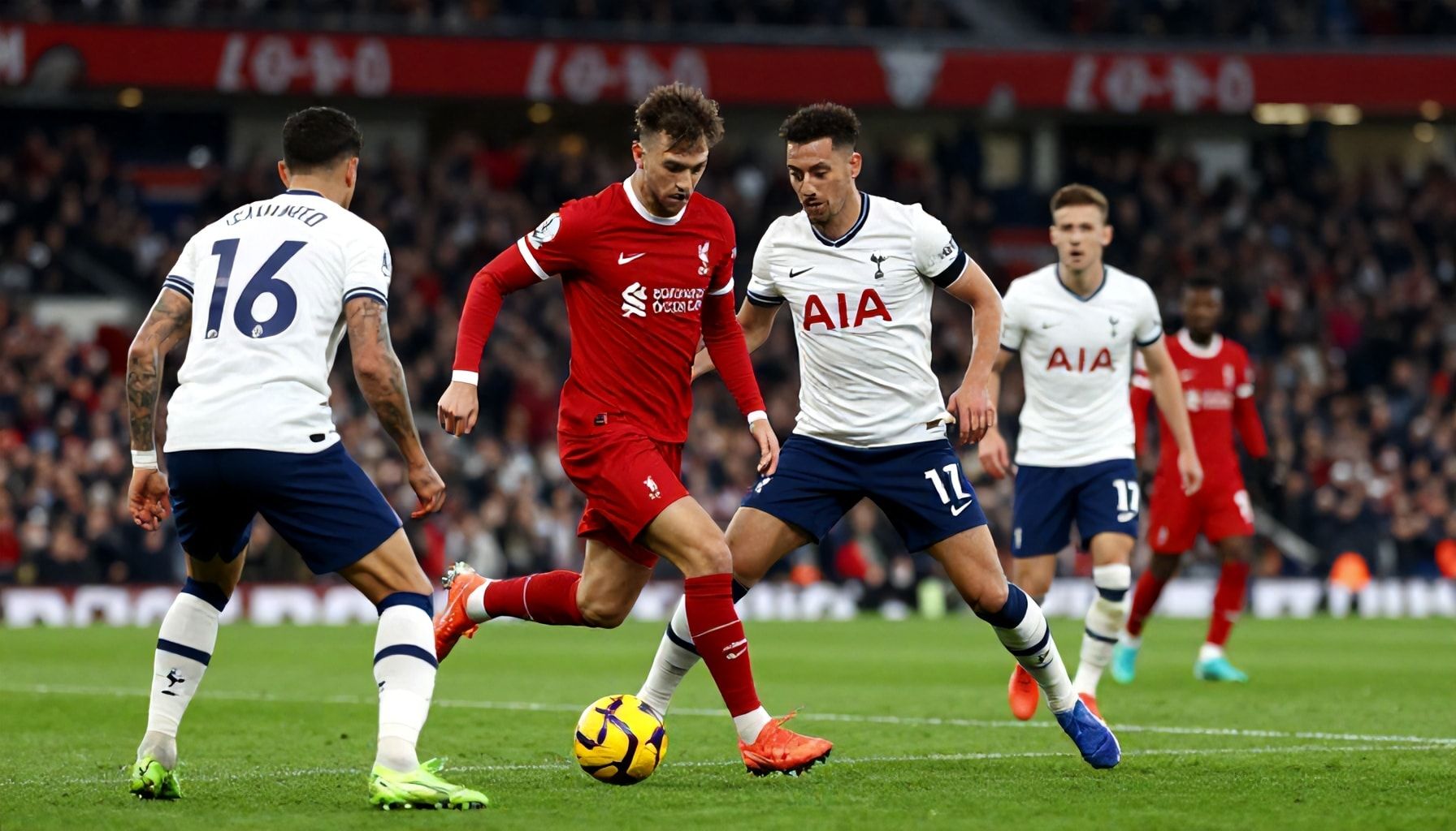De waarheid over de beste defensieve opstelling voor Liverpool vs. Tottenham*