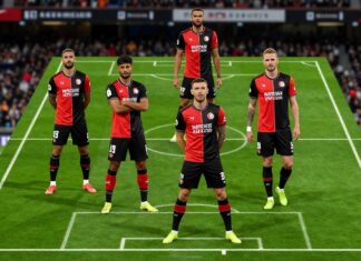 Feyenoord en Heracles stellen op met vijf aanvallers