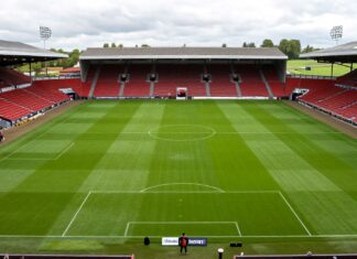 Grimsby Town vs. Manchester United: De opstellingen en tactische keuzes