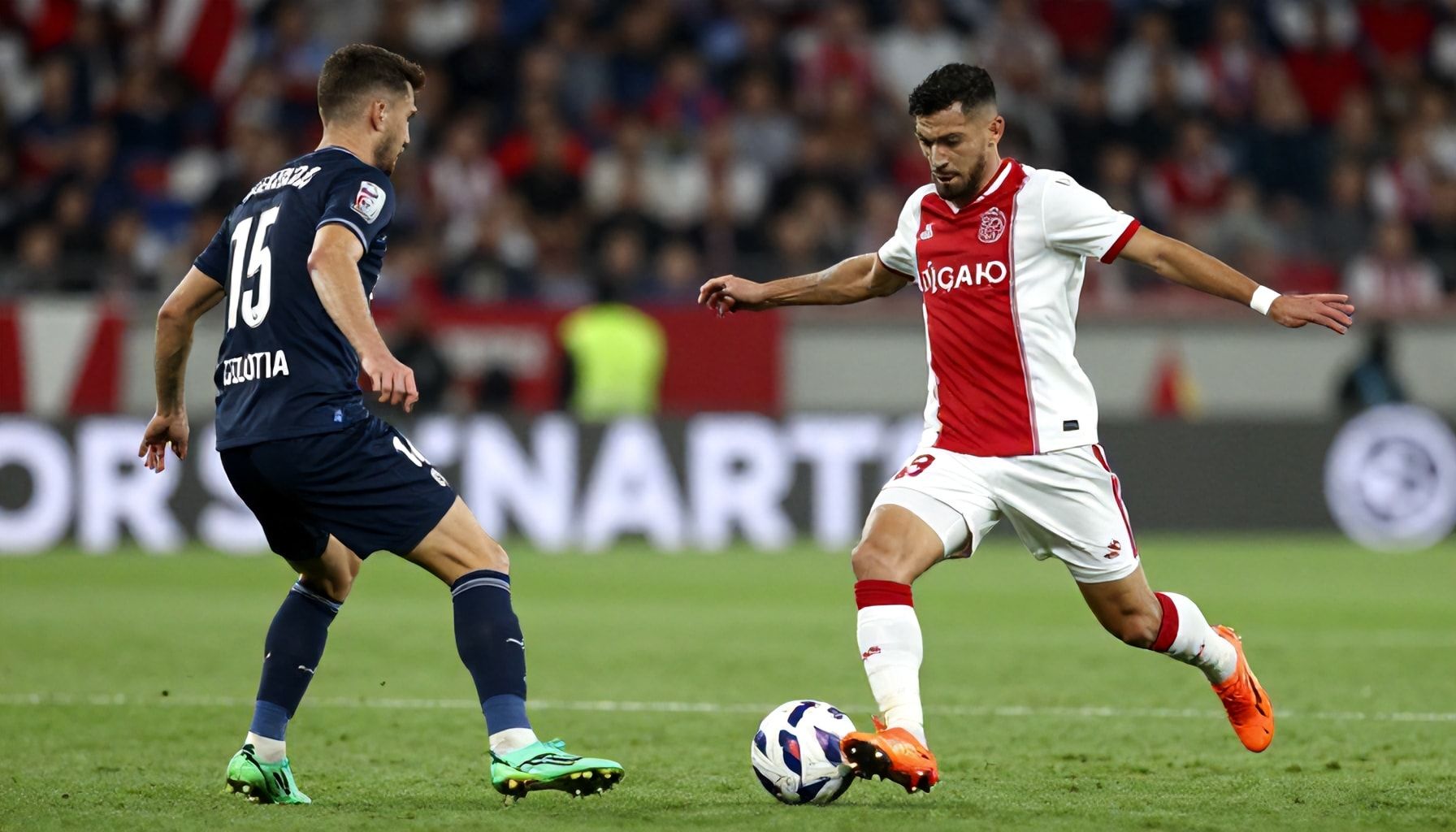 Hoe Ajax' drukzetten Maccabi Tel Aviv's verdediging kan breken*