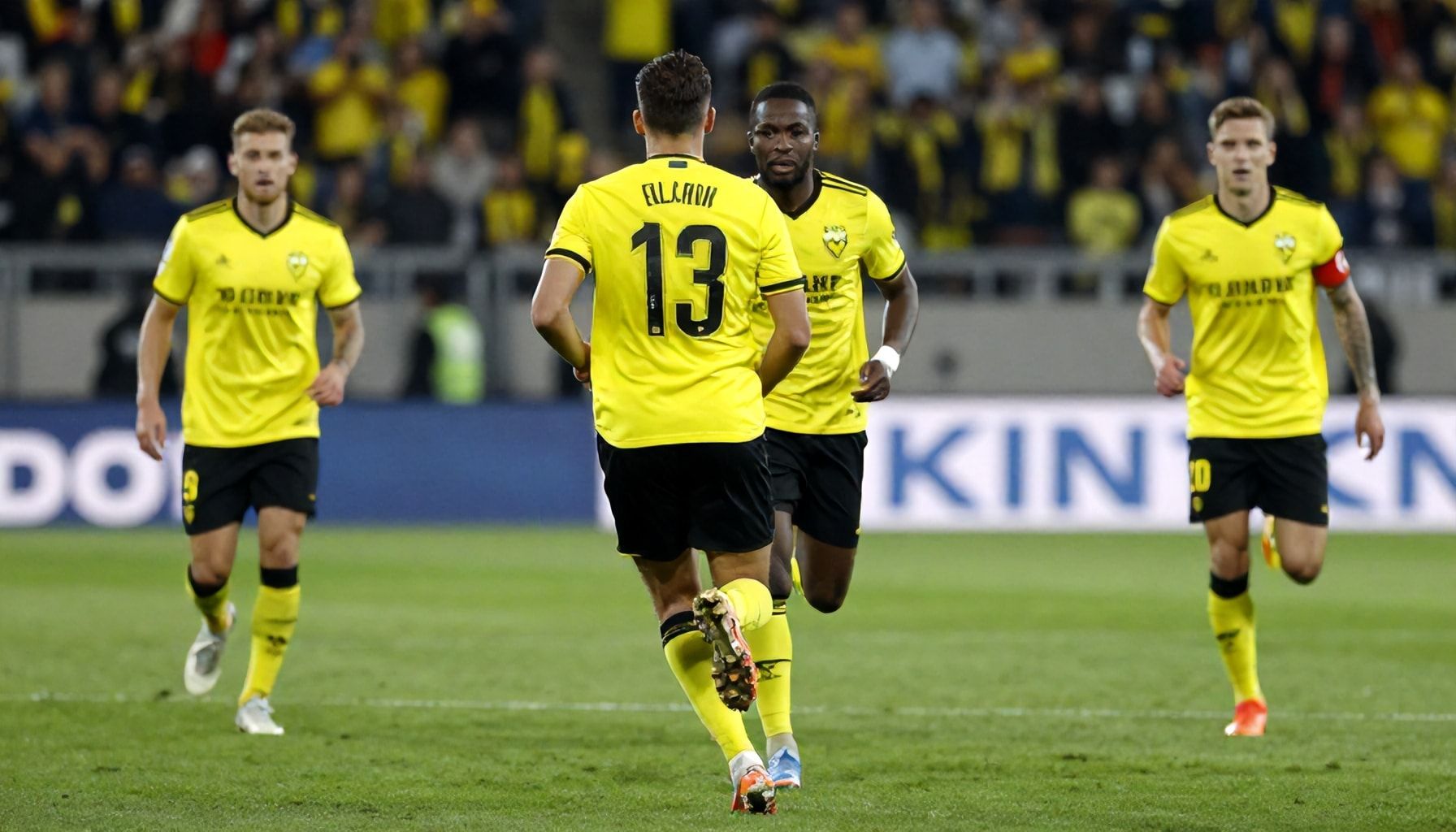 Waarom VVV-Venlo hun defensie moet versterken tegen Cambuur’s snelle spelers*