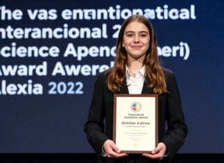 17-jarige Alexia uit Gent wint internationale wetenschapsprijs met baanbrekend onderzoek naar dyslexie